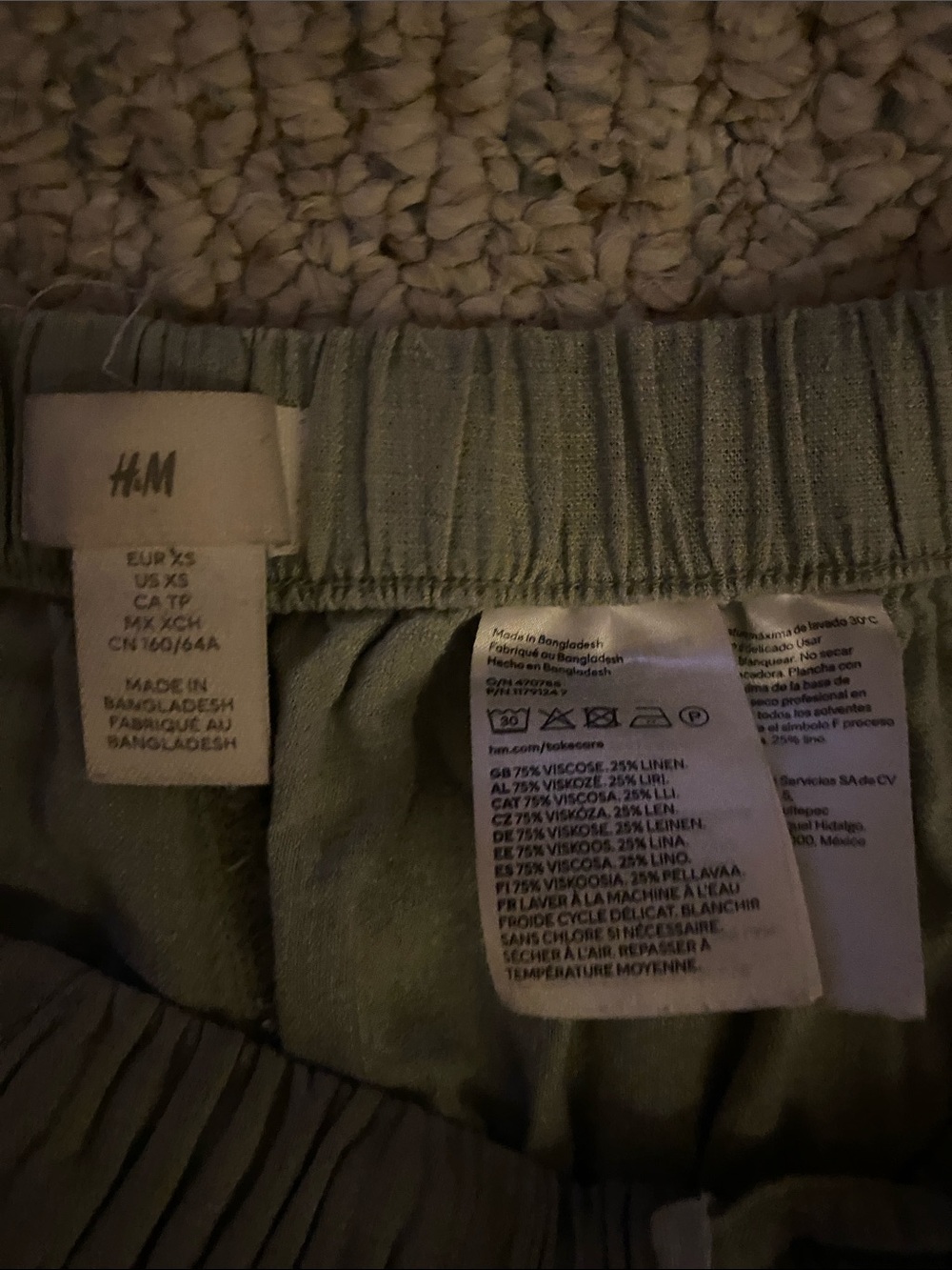 H&M Olive Green Wide-Leg Cargo Pants - Picture 7 of 7